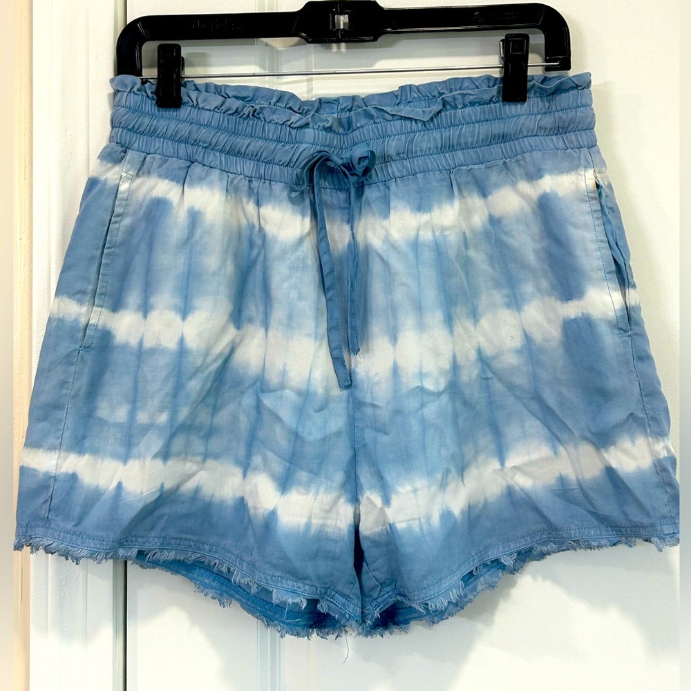 Thread & Supply shorts